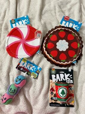 BARK Plush, frisbee and tennis ball bundle lot Dog Toy Set